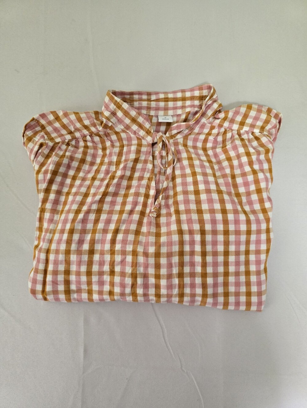 Old Navy Plaid Vand Collar Tie Neck Blouse Size Medium